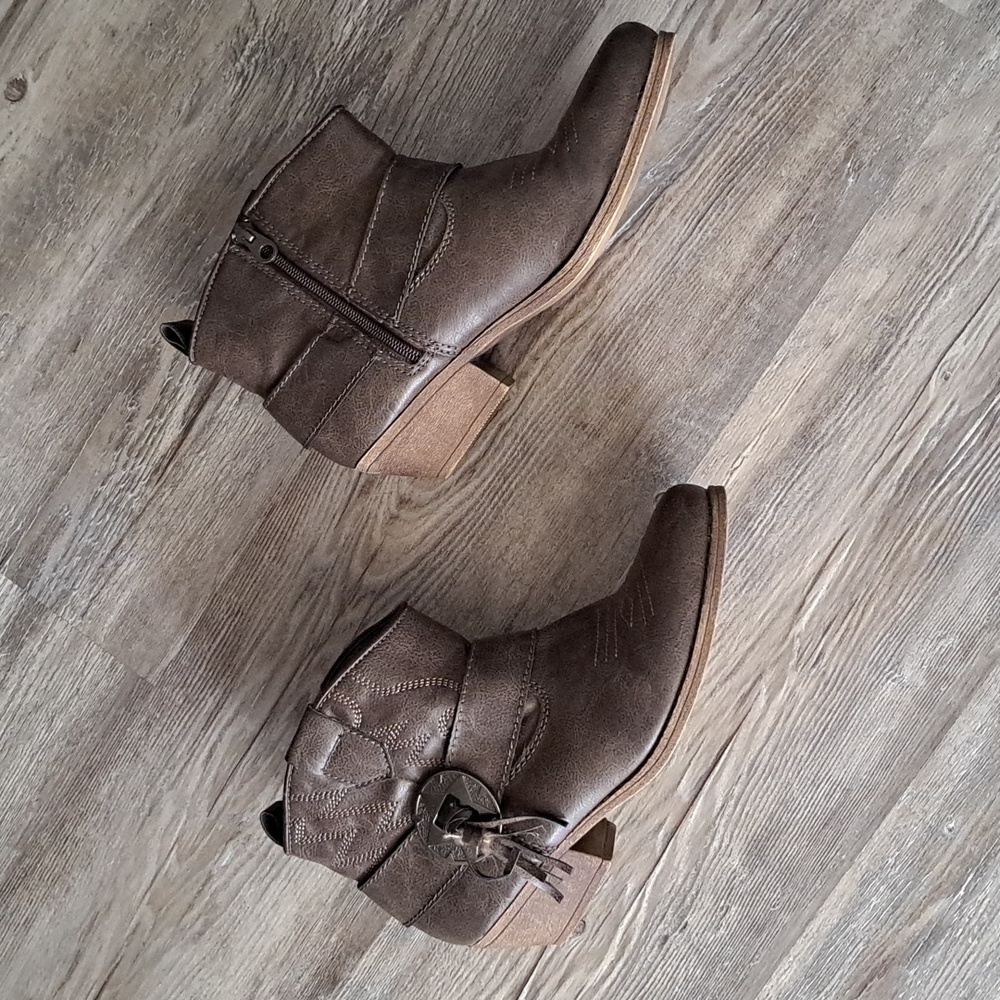 Big Buddha boots